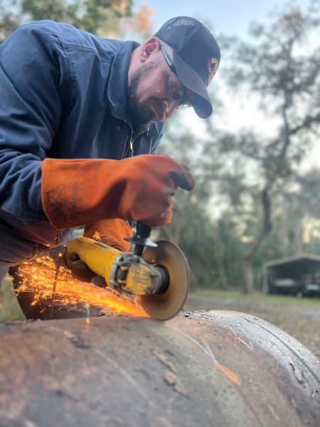 Cutting smoker components